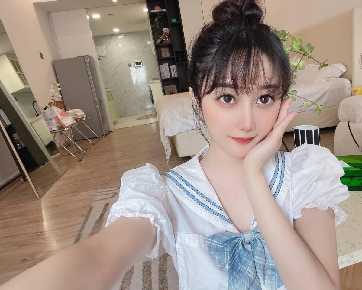 佛山南海漂亮大胸萌妹